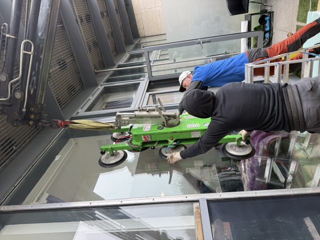 About Hackney Glazing